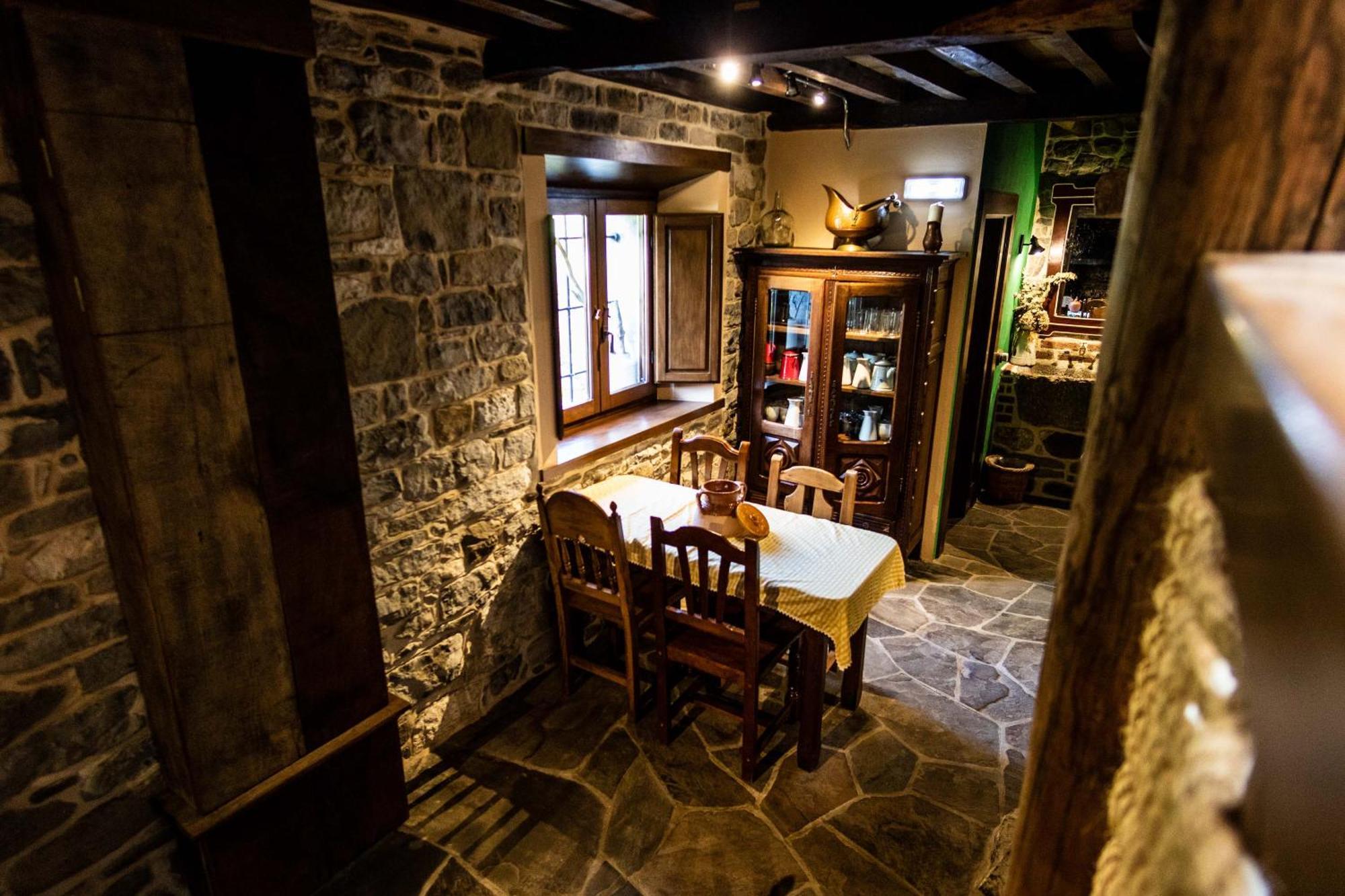 Отель Casona De El Castaniu Серрапио Экстерьер фото